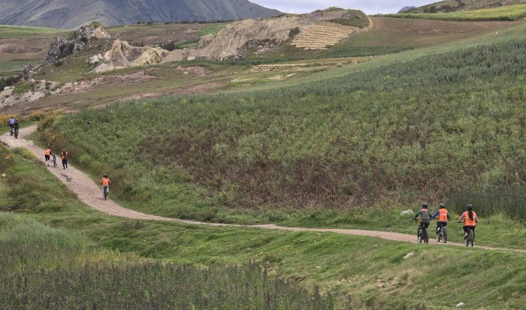 Private biking tour through the Sacred Valley in Peru