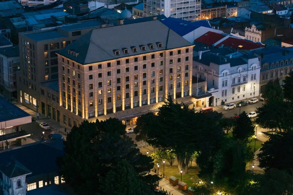 An aerial shot of the exterior of Cabo de Hornos Hotel.