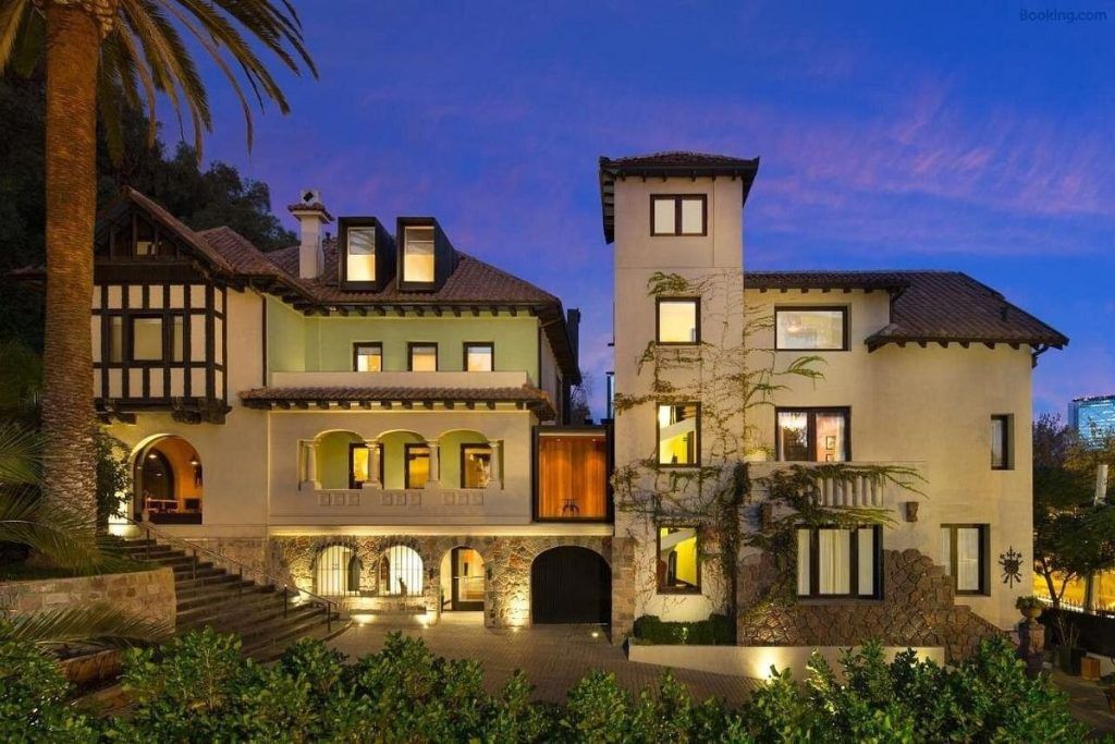 The exterior of The Aubrey boutique hotel.