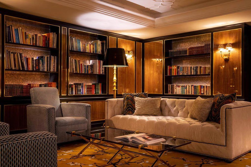 A reading room in Le Monumental Palace.