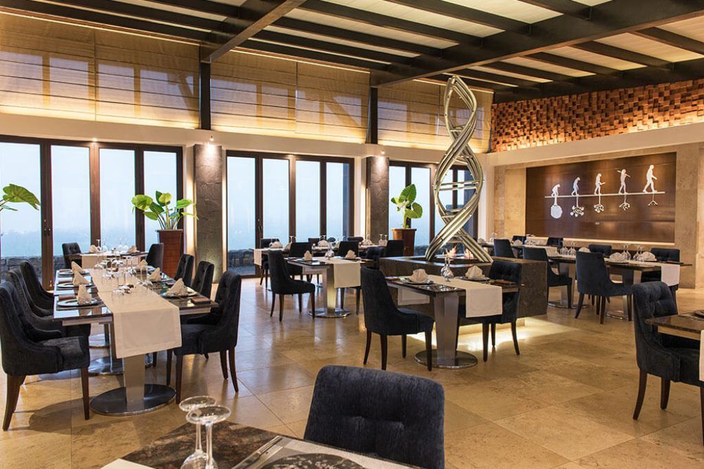 The dining room at Pikaia Lodge in the Galapagos Islands.