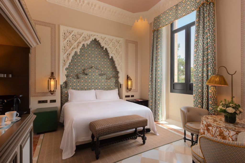 One of the rooms with Moorish details in Hotel Alfonso XIII.