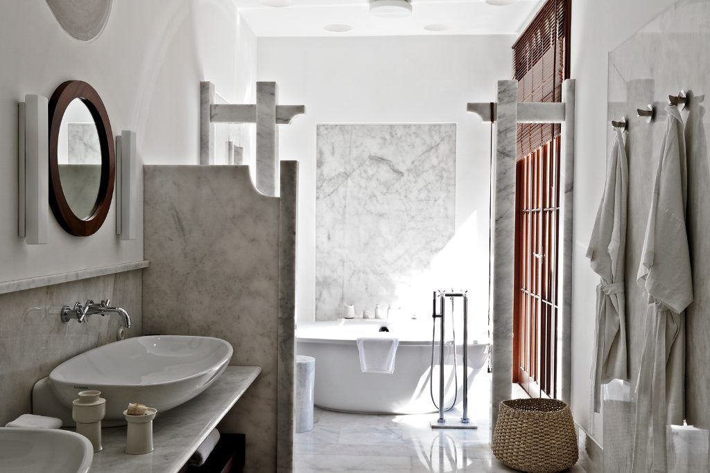 A white marble bathroom at Amanruya.