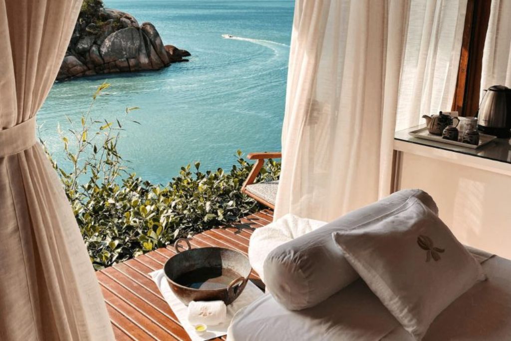 View of ocean from treatment room in Awasi Santa Catarina