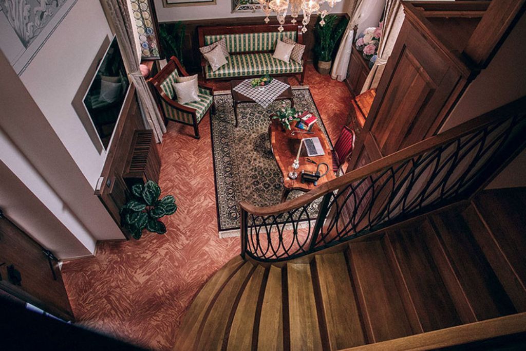Aerial view of reception area at Cardo Hotel