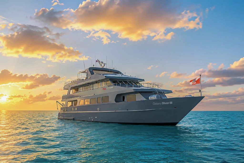 Exterior view of the Galaxy Diver III in the Galapagos Islands
