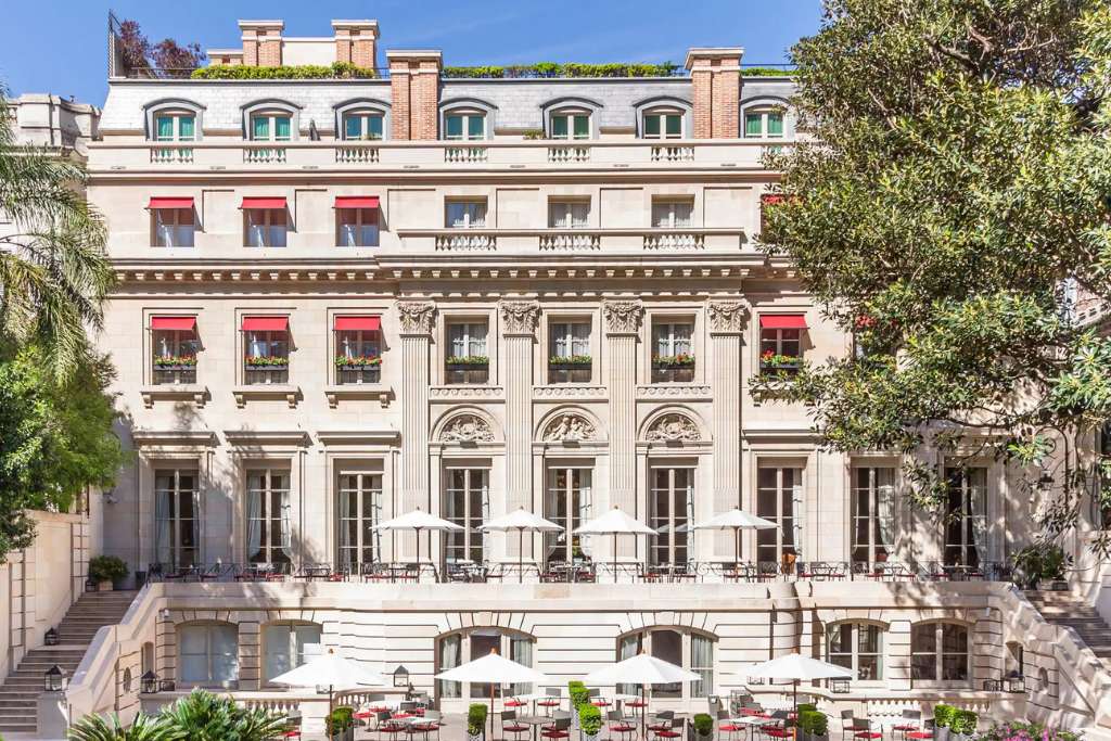 Exterior view of the Palacio Duhau Park Hyatt in Buenos Aires