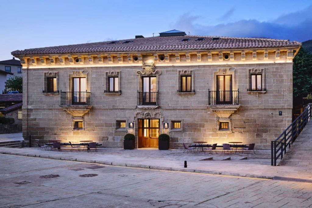 Exterior view of the luxurious Palacio Samaniego hotel in La Rioja