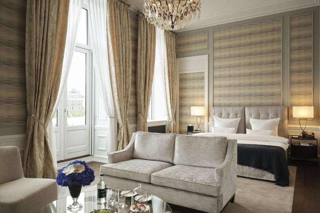 Luxurious suite at the Hotel D'Angleterre in Copenhagen