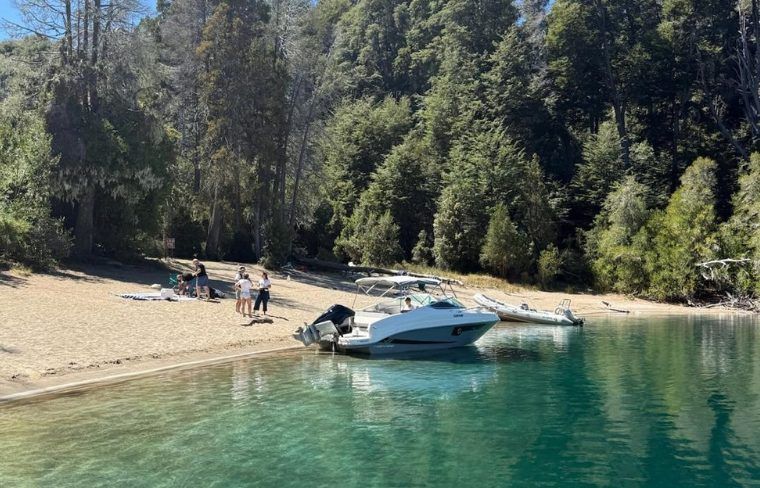 Private boating excursion in Bariloche during luxury tour